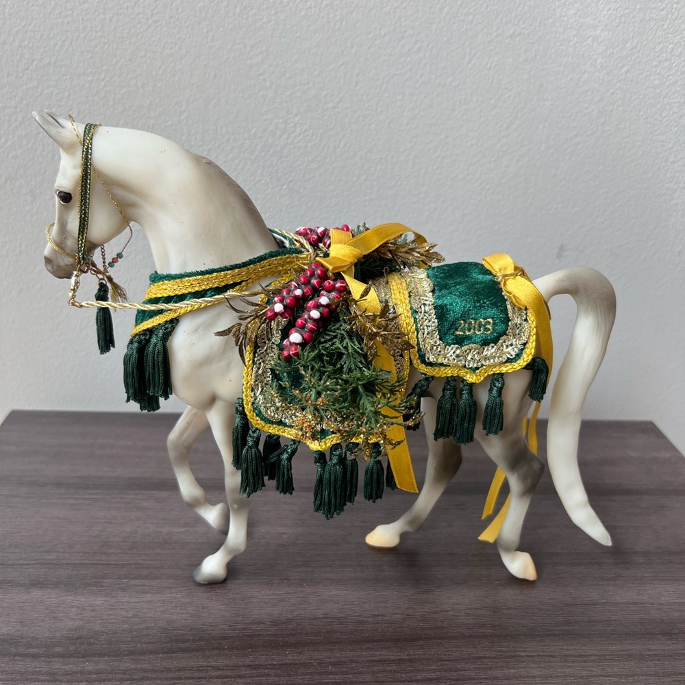 Breyer Horse "Silent Knight" 2003 Christmas Holiday Special Run #700403